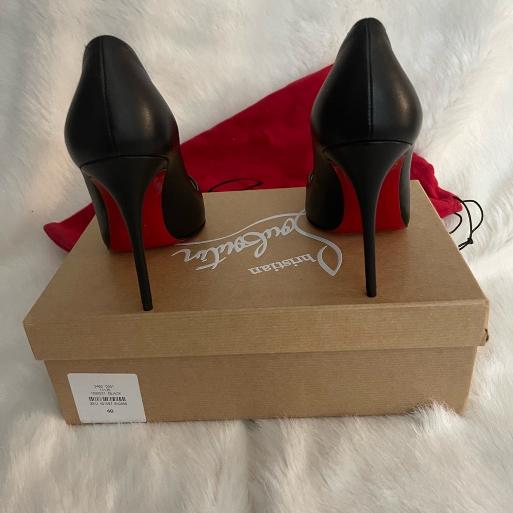 Christian Louboutin Pigalles Brand New Never worn